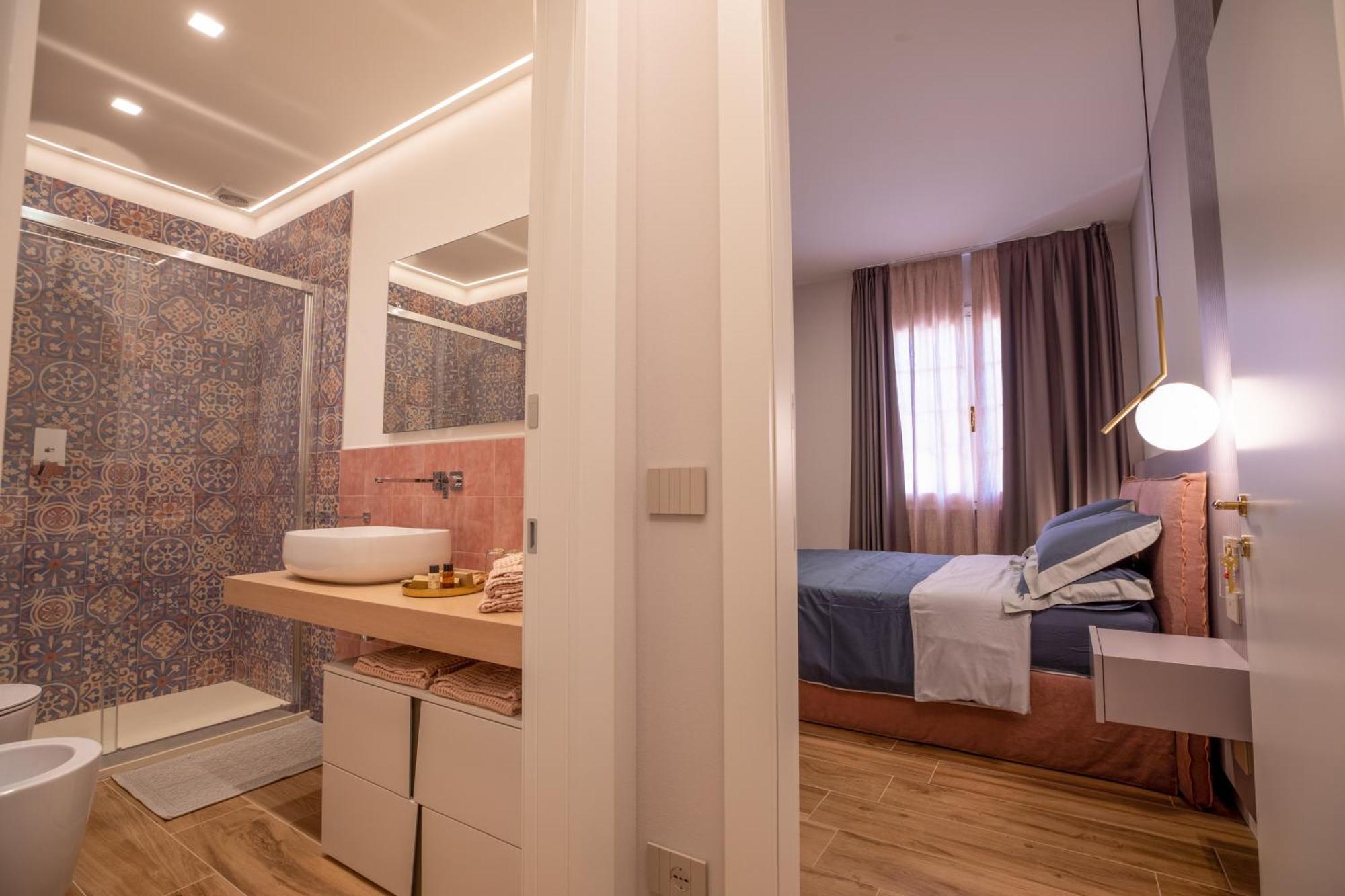 Villa Elia Suite Room Белариа-Игеа Марина Стая снимка